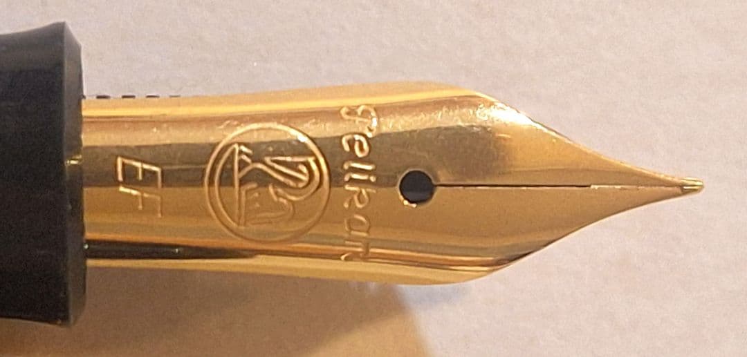 たまごやき【Pelikan】ペリカン万年筆（GV400）