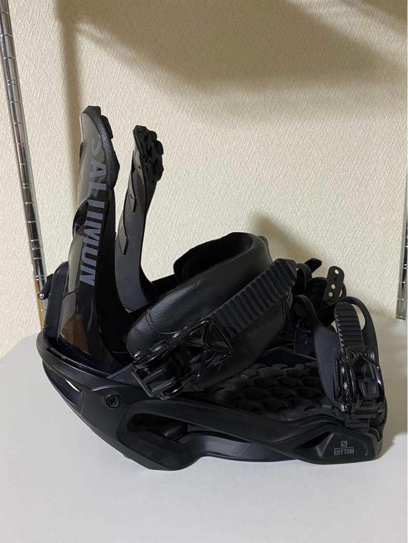SALOMON スノーボードビンディング RHYTHM Sサイズ