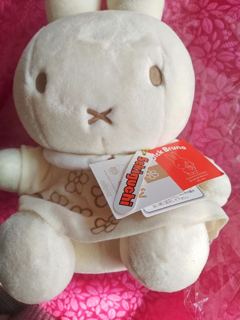 miffy whiteシリーズ ミッフィー 花柄ドレスM ぬいぐるみ ④