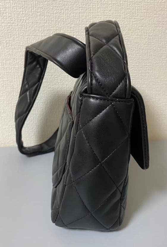 CHANEL マトラッセ フラップバッグ ブラック