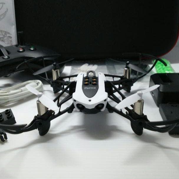 ドローン Parrot Mambo +装備品　専用ケースセット