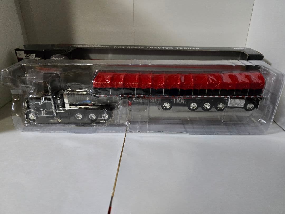 ミニカー DCP 1/64 Peterbilt 379 CoverWagon