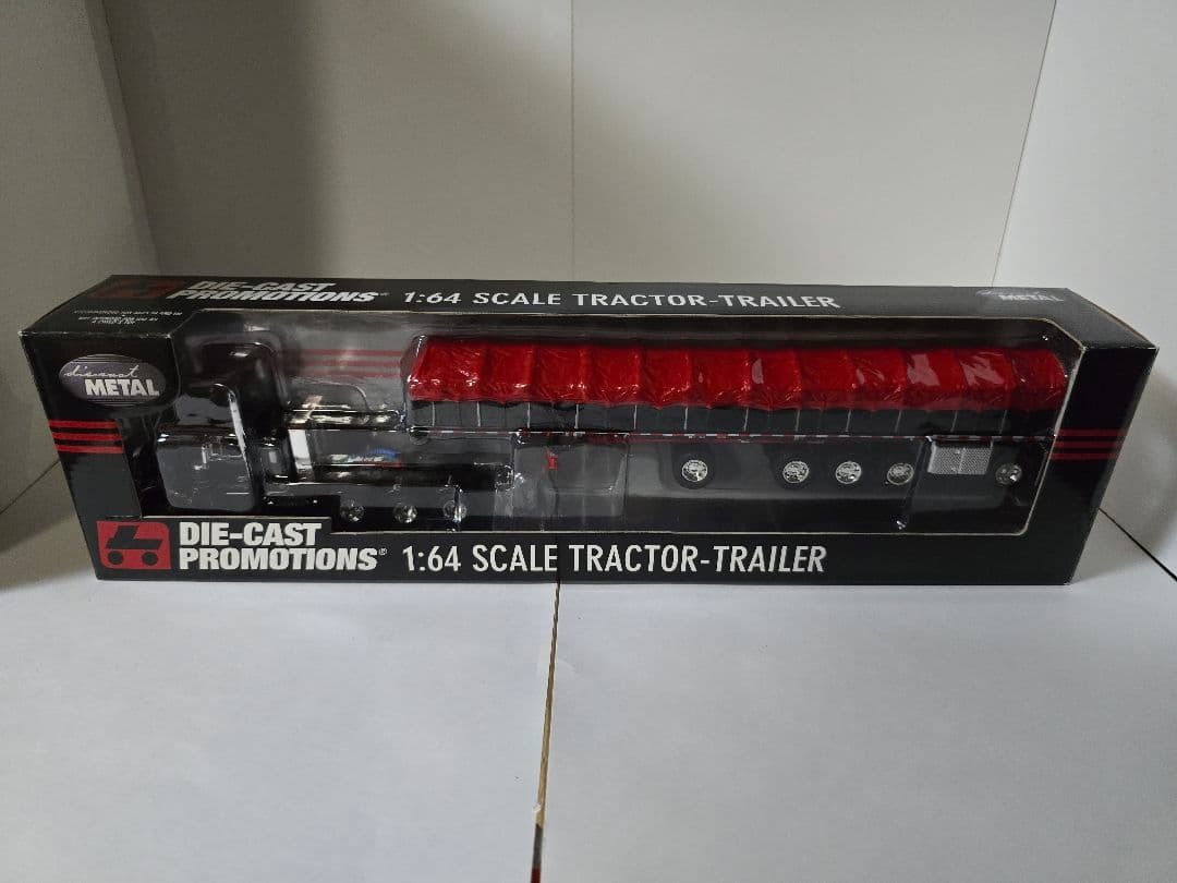 ミニカー DCP 1/64 Peterbilt 379 CoverWagon