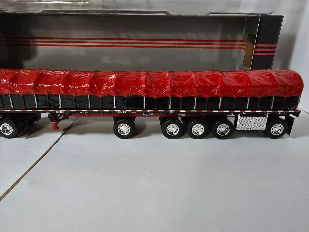 ミニカー DCP 1/64 Peterbilt 379 CoverWagon