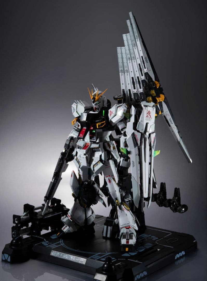 解体匠機 RX-93 νガンダム フィン・ファンネル装備＋専用オプションパーツ