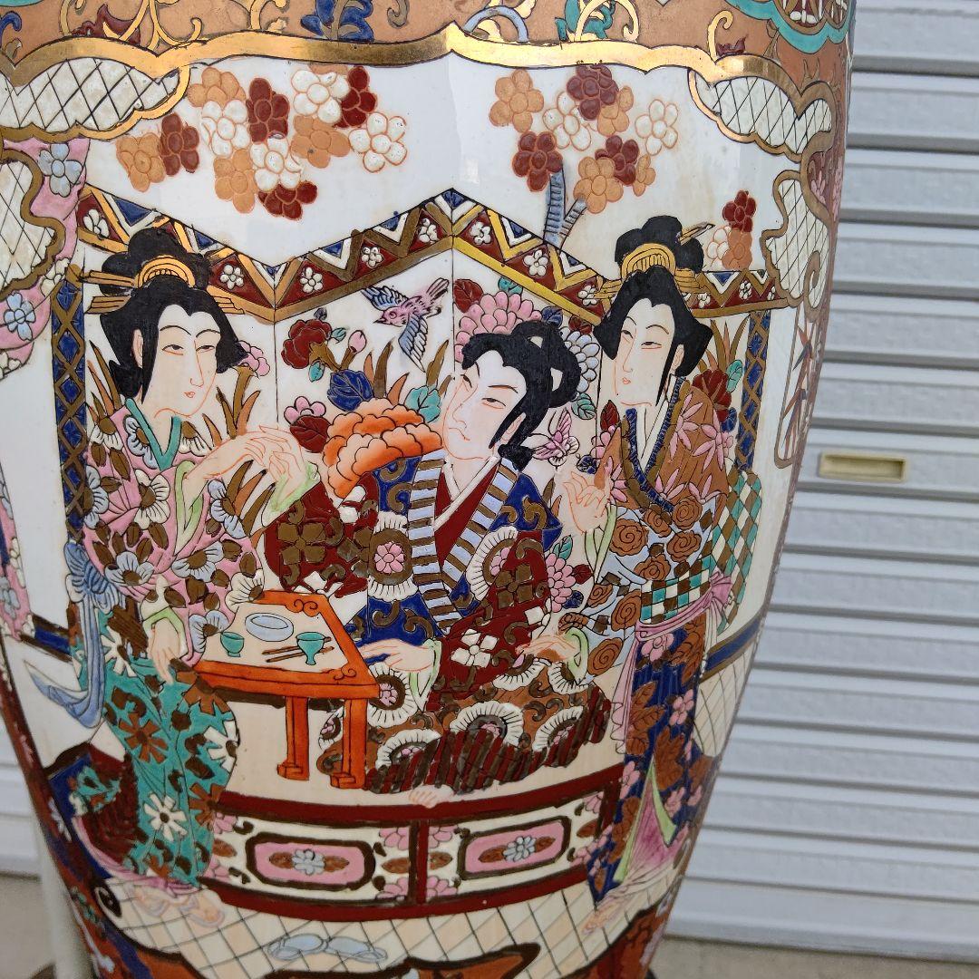飾り大壺