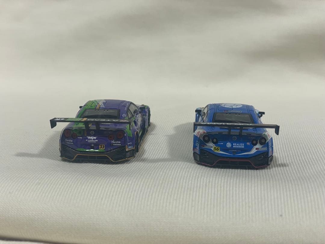 MiniGT 1/64 R35 ミニカー2台セット
