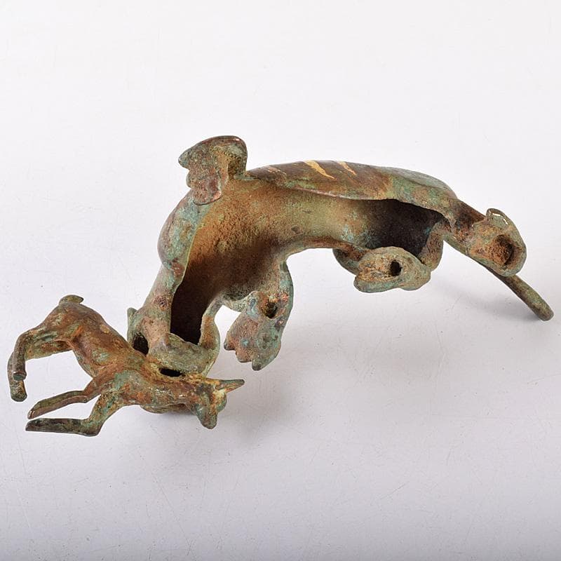 中国　古銅青銅鍍金　虎噬鹿　置物　M　R8096