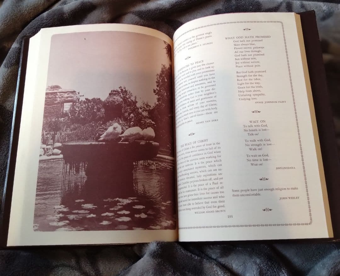 アメリカンヴィンテージ　大型洋書　The Treasure Chest　名言集