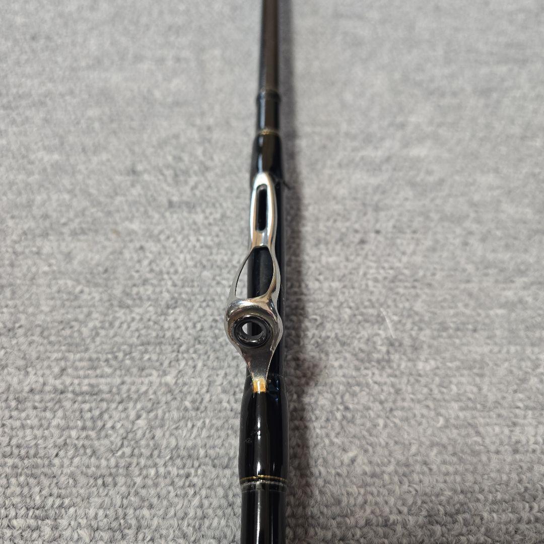 エメラルダスインターライン振り出し中古