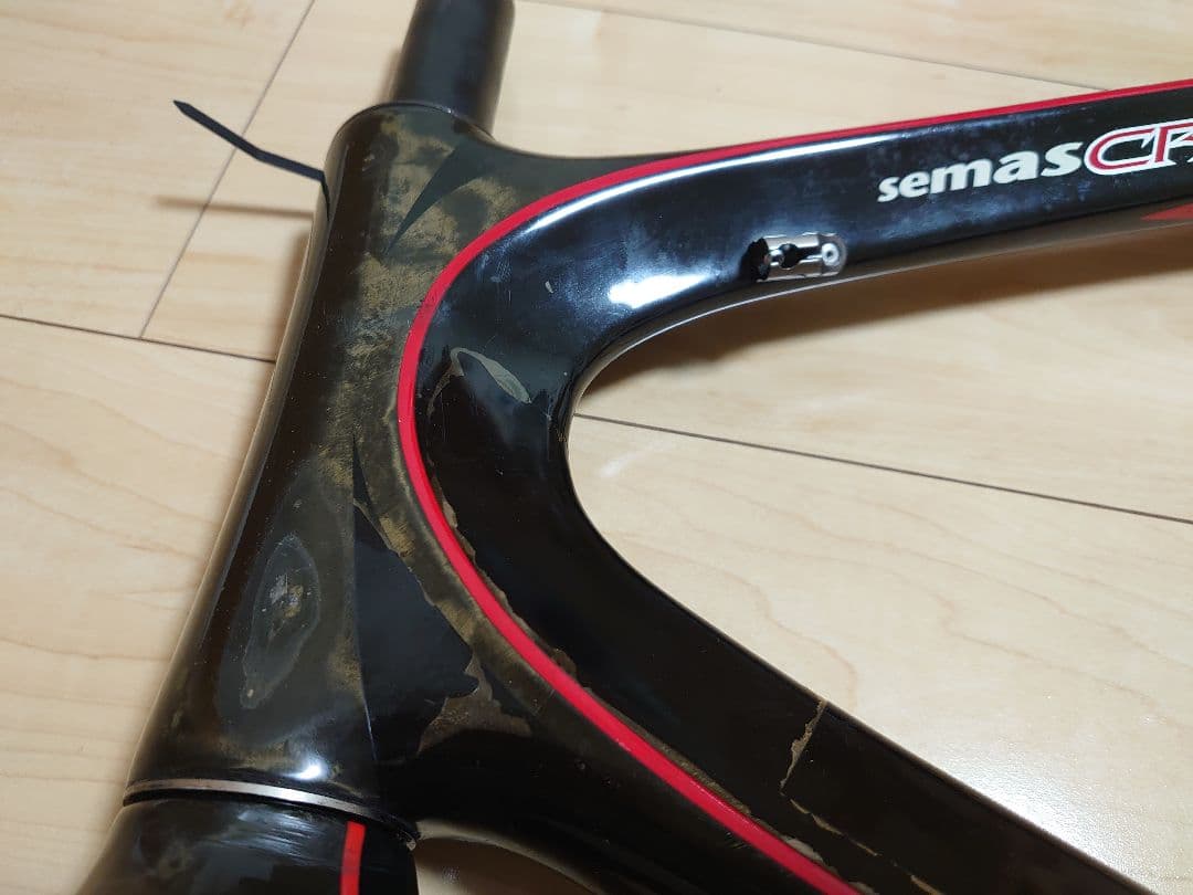 ゆうになります。semas CR-1 カーボンロードバイクフレーム