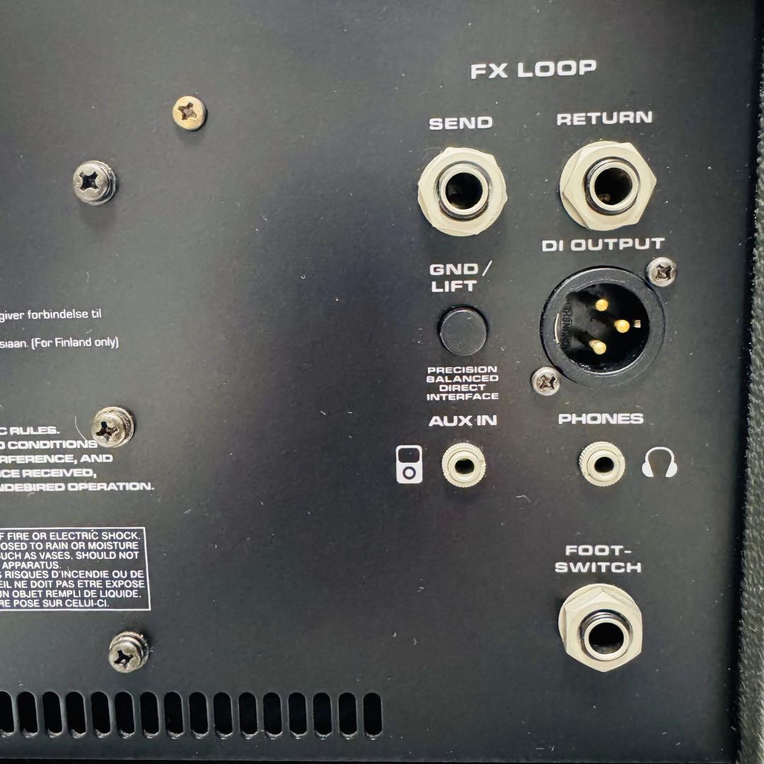 PEAVEY MAX 100 100W ベースアンプ コンボ