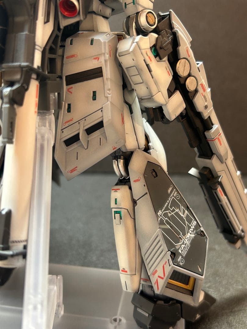 RG νガンダム HWS 全塗装 完成品