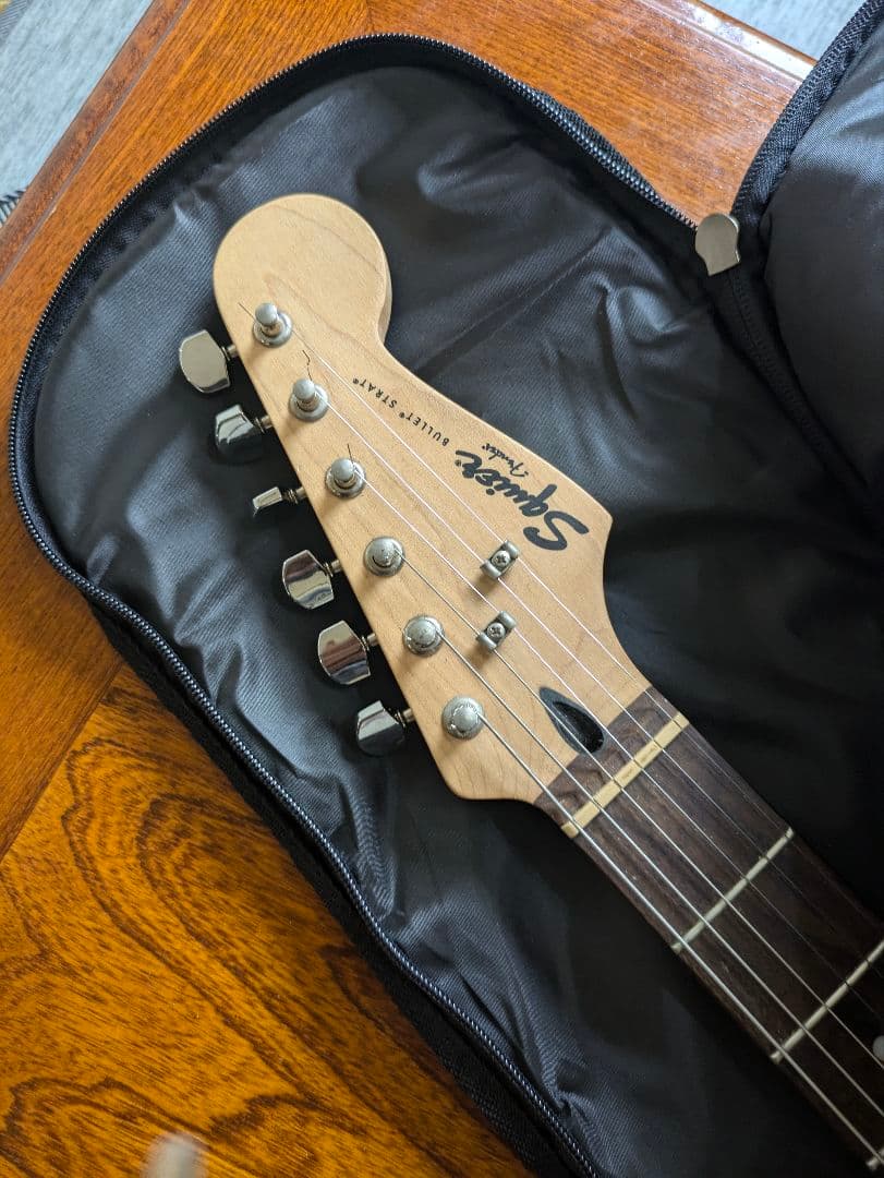 Squier Stratocaster bullet strat サンバースト