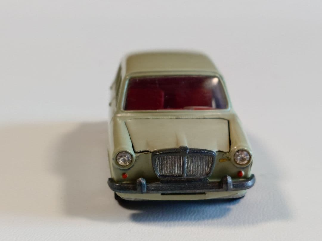 ミニカー TEKNO NO.832 MG 1100