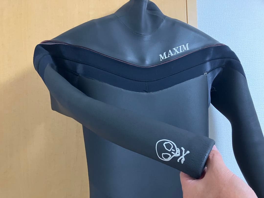 surftitle　MAXIM フルスーツ 黒　メンズ