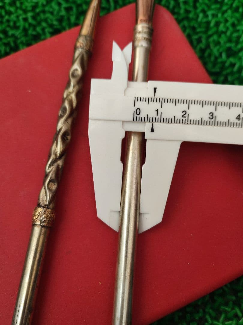 18Kと800の刻印が入ったヴィンテージメタルストロー