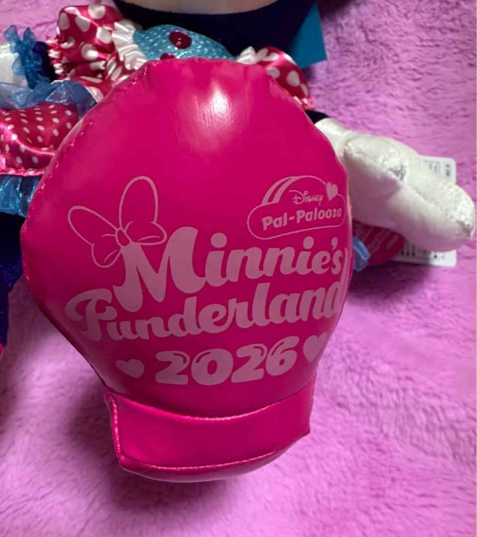 新品未使用♡ディズニーパルパルーザ　ミニーのファンダーランド　ミニーぬいぐるみ