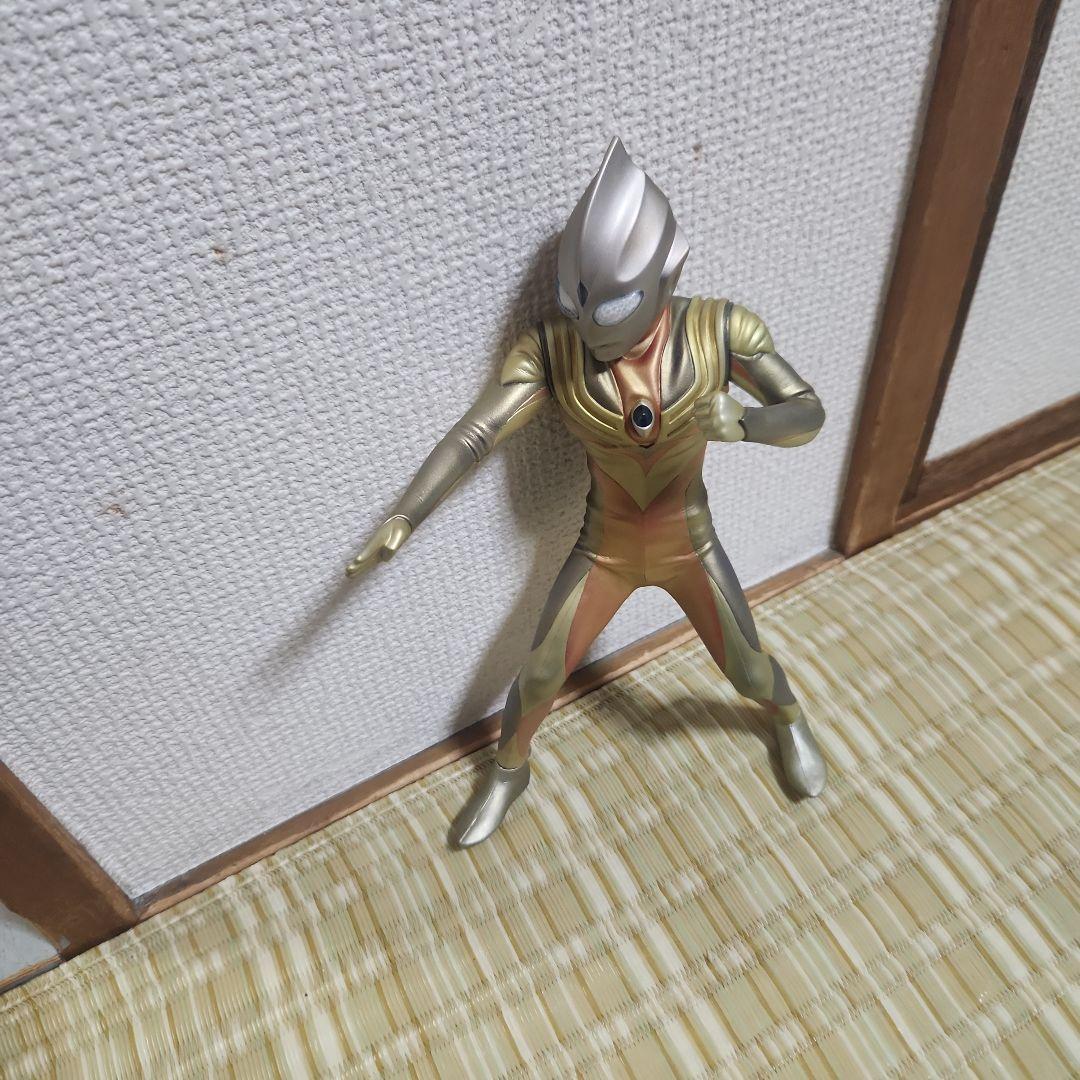 大怪獣シリーズ グリッターティガ エクスプラス