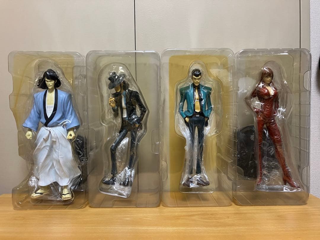 【年代物】ルパン三世　ダイブフィギュア　一番くじセット【画像1＆2枚目】