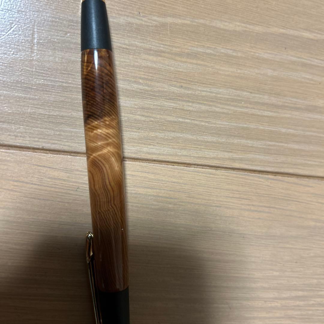 メルカリ内唯一のガラスコーティング工房京屋久杉と金木犀のシャーペン