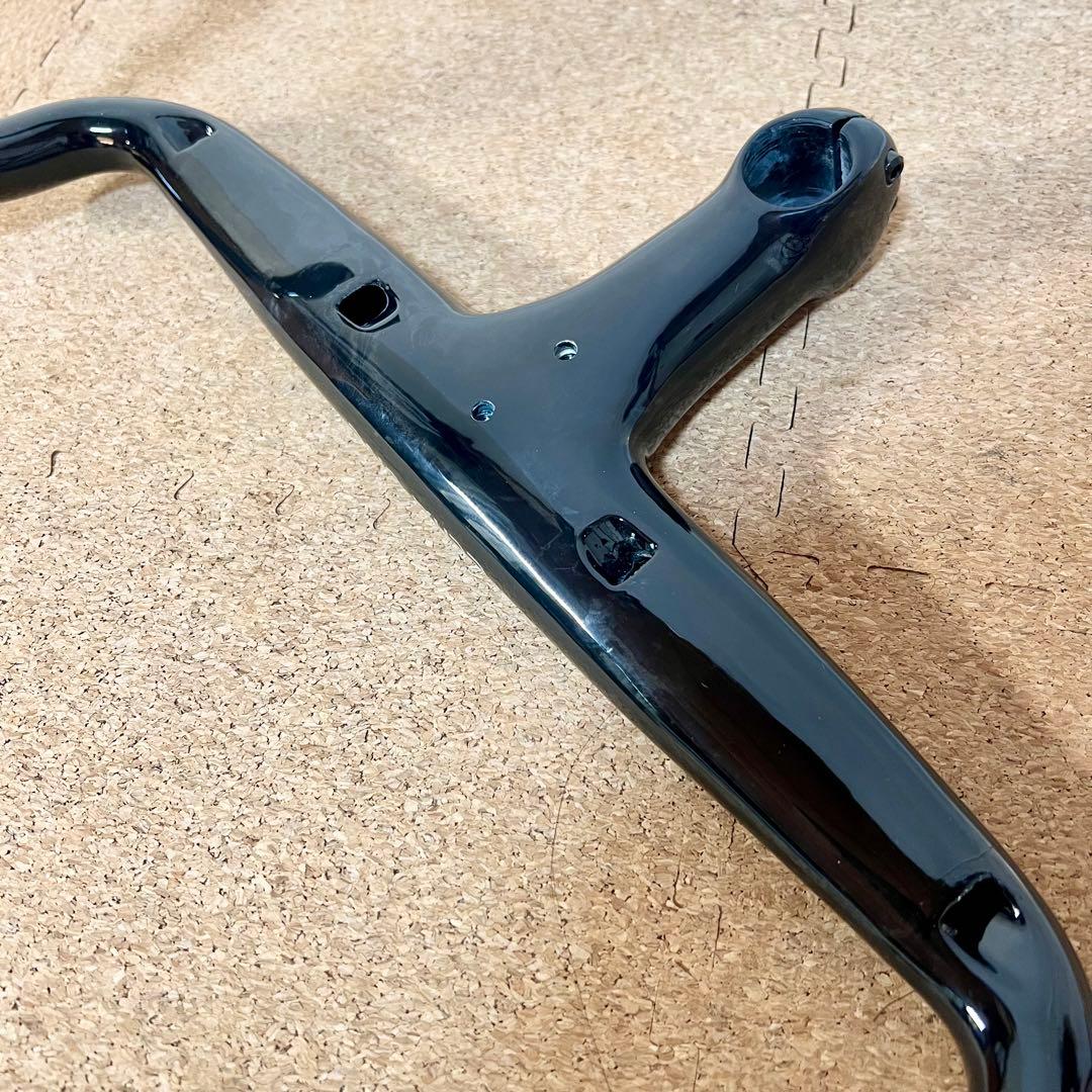 ロードバイク　一体型　カーボン　エアロ　ドロップハンドル　400-100mm