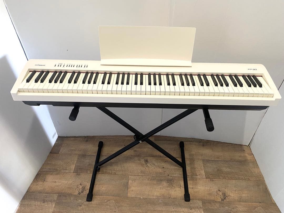 【Maria725 様引取専用】Roland FP-30 電子ピアノ