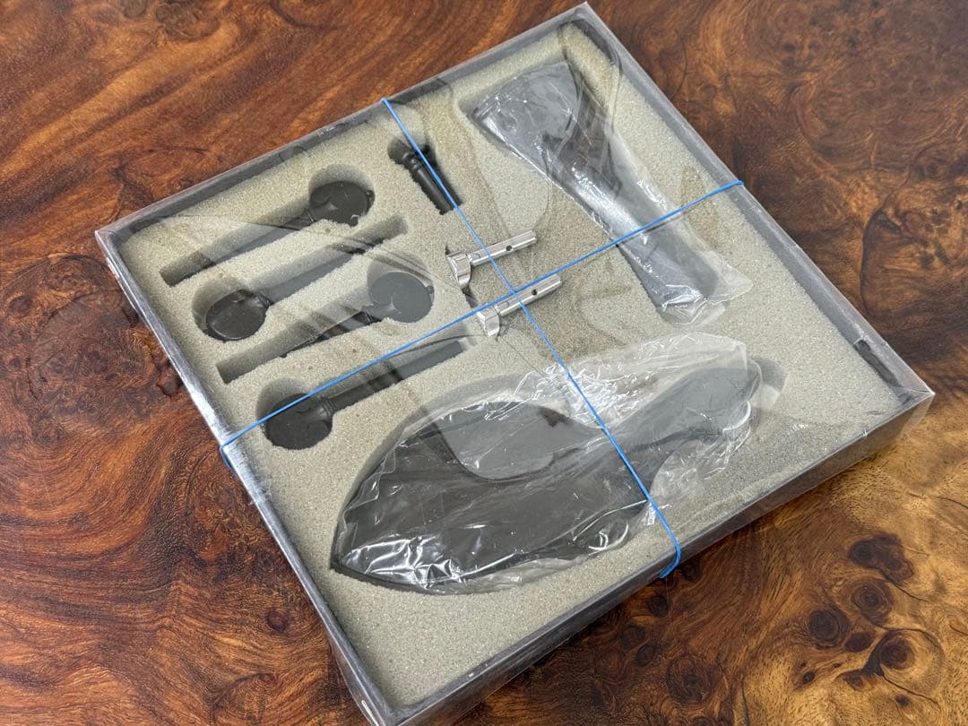 【新品】バイオリン用フィッティングセット（エボニー／クローム金具）未使用品！
