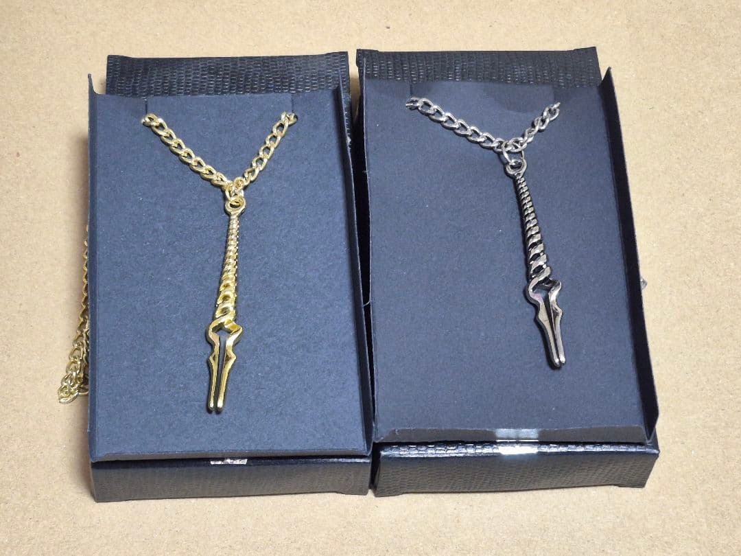 新世紀エヴァンゲリオン ロンギヌスの槍 ネックレス 2点