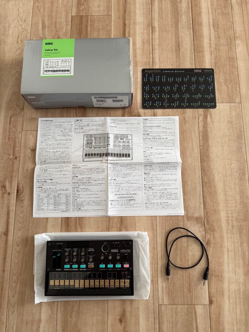 KORG Volca FM初代 美品 動作確認済み 箱付き