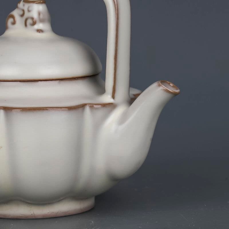 宋汝窯月牙白釉提梁壺   急須  工芸品 美術品 置物