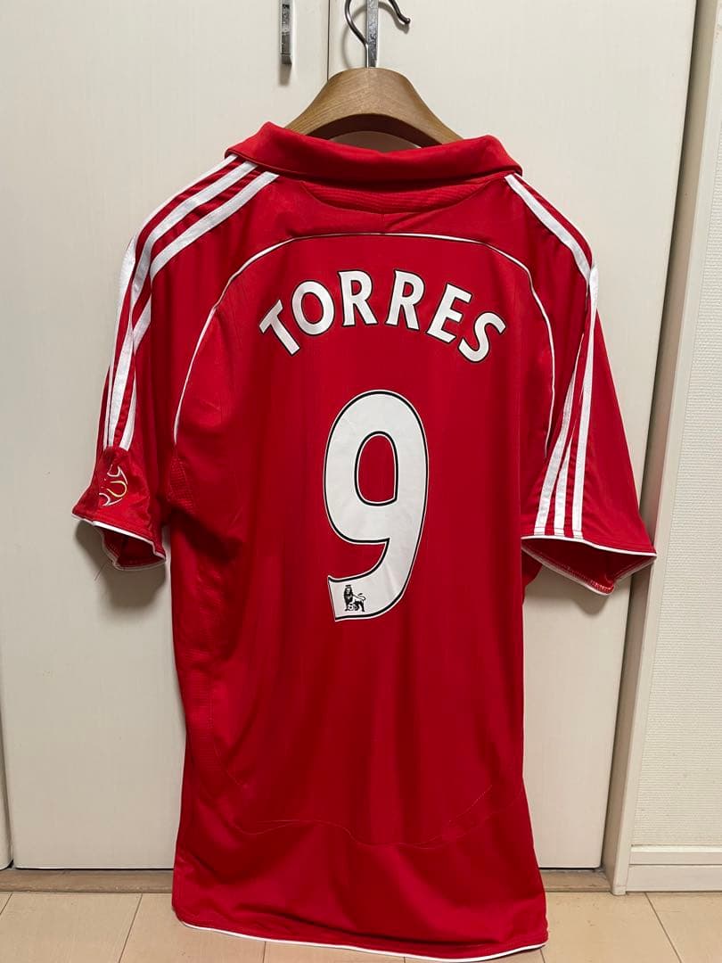 adidasイングランドリバプールユニフォーム