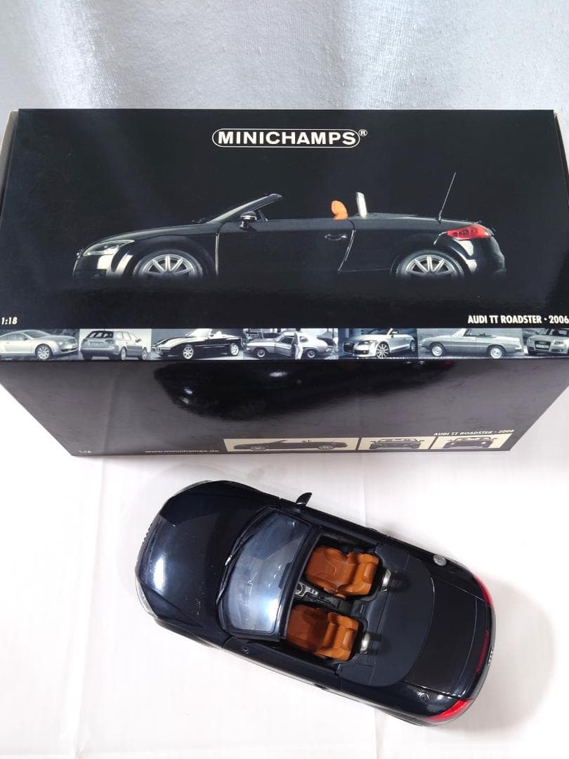 アウディ AUDI TT ROADSTER 2006 1/18