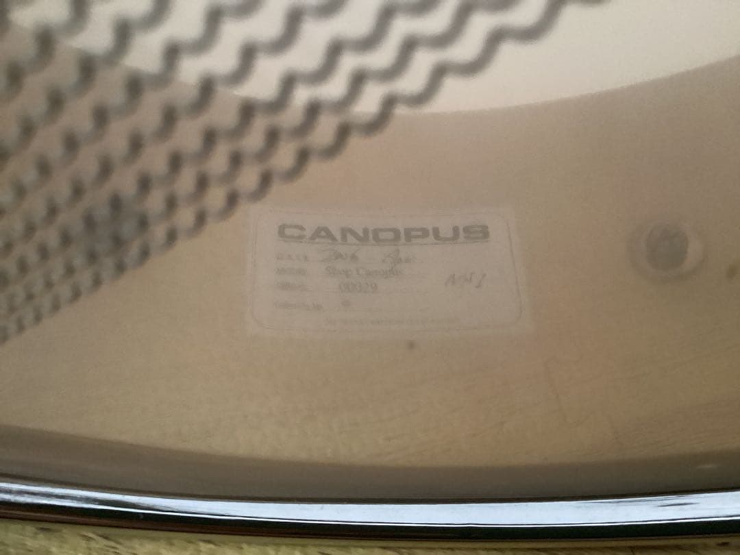 CANOPUS 木胴スネア 14×4インチ　ソフトケース付き