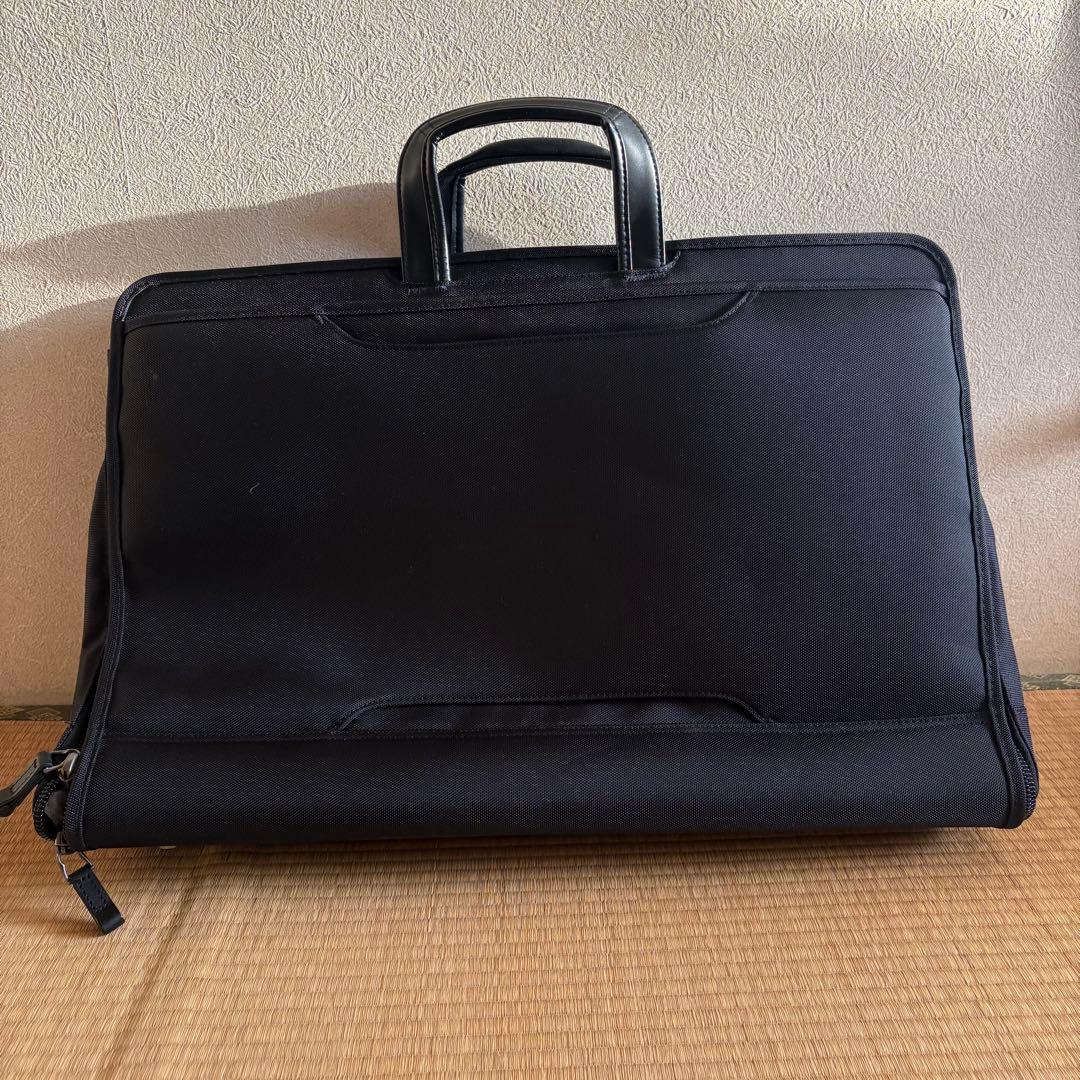 新品未使用　ace.ガーメントバッグ 54584