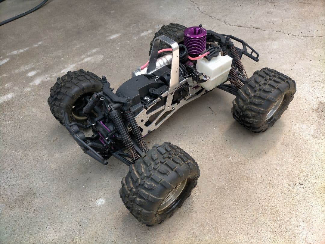 ★送料無料★HPIサベージ　ジャンク　オフロードエンジンラジコンカー