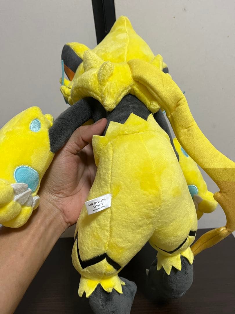 ポケモンぬいぐるみ　ゼラオラ 4点セット