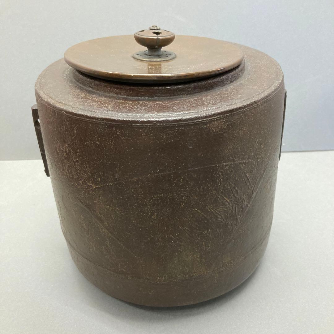 茶道具　筒形　釜(側面に扇　木や花の図柄)　姿形良　美品　共箱　S413KM2