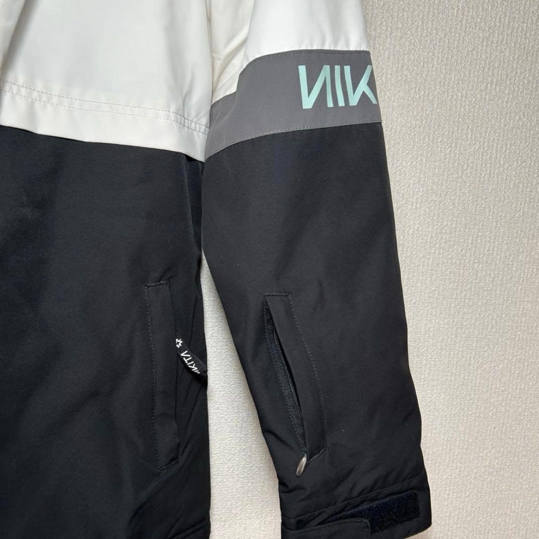 NIKITA ジュニア キッズ スノーボードウェア 上下セットＭサイズ【美品】