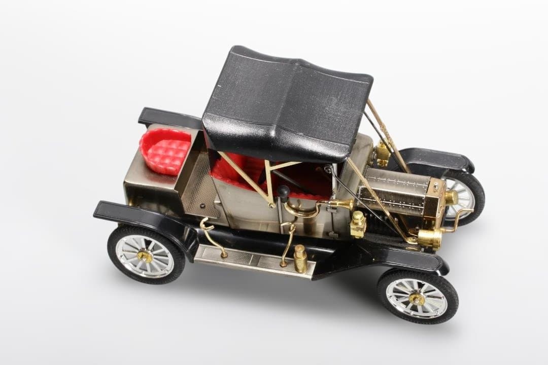 ヴィンテージ Ford T型 モデルカー 金属製モデル クラシックカー