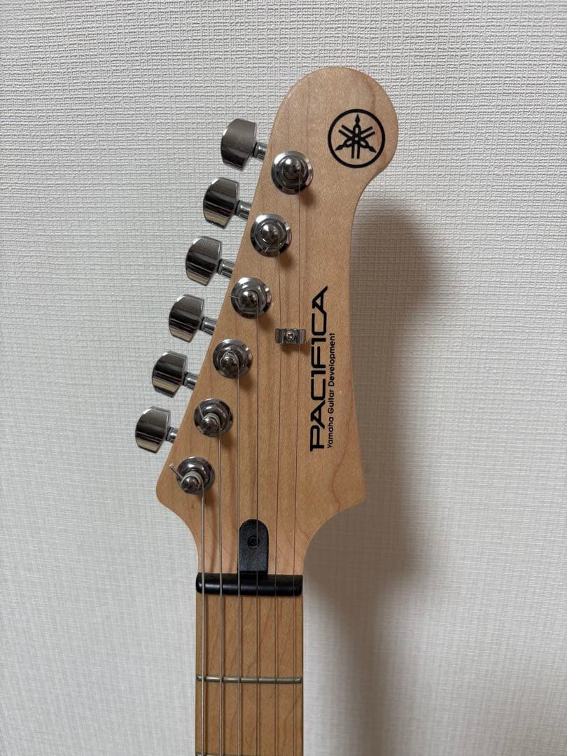 Yamaha PACIFICA ソニックピンク　エレキギター