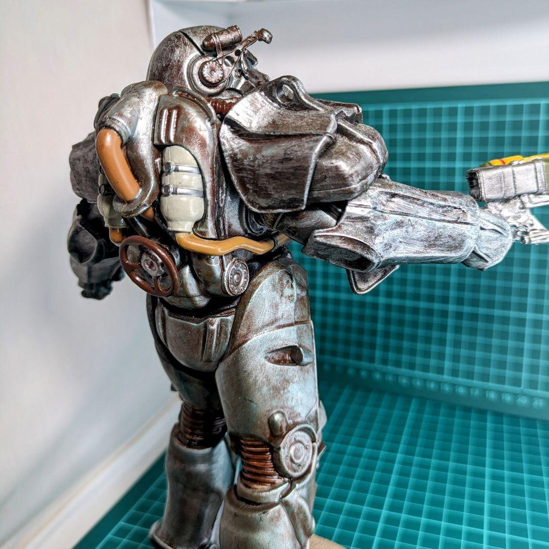 Fallout4 T-60 パワーアーマースタチュー フィギュア