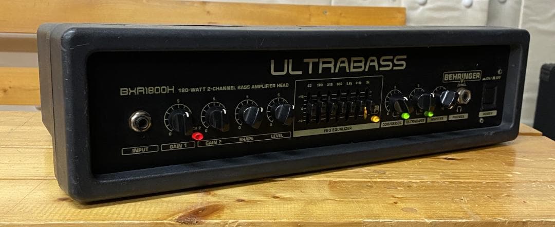【最終値下げ】Behringer BH1800H ベースヘッド 動作良好