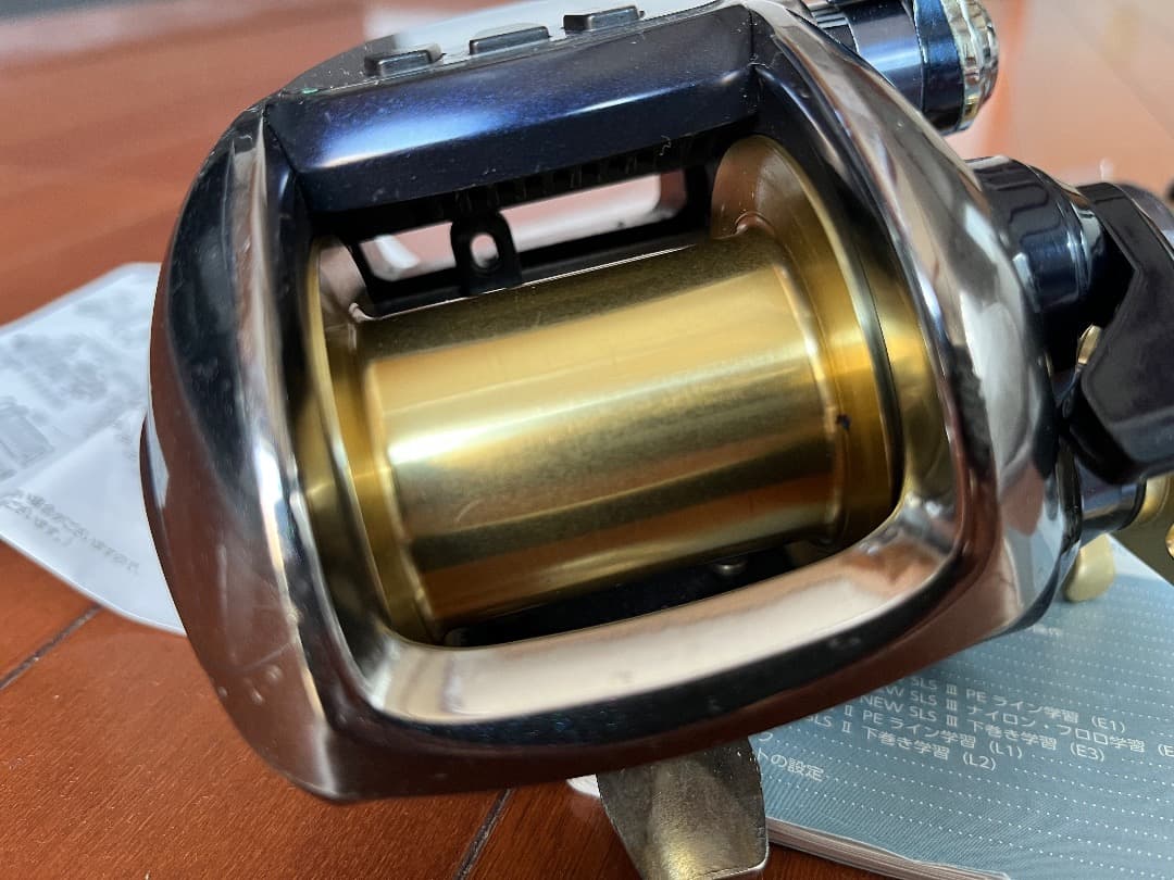 SHIMANO 13ビーストマスター 3000（ジャンク品）