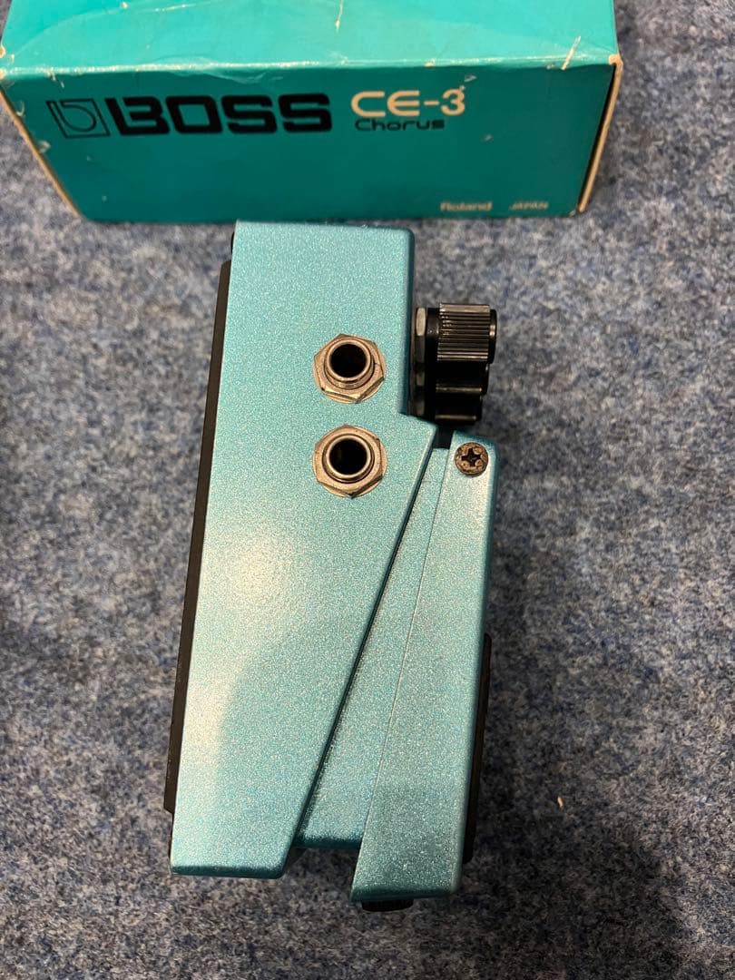 【美品】BOSS エフェクター　CE-3 Chorus