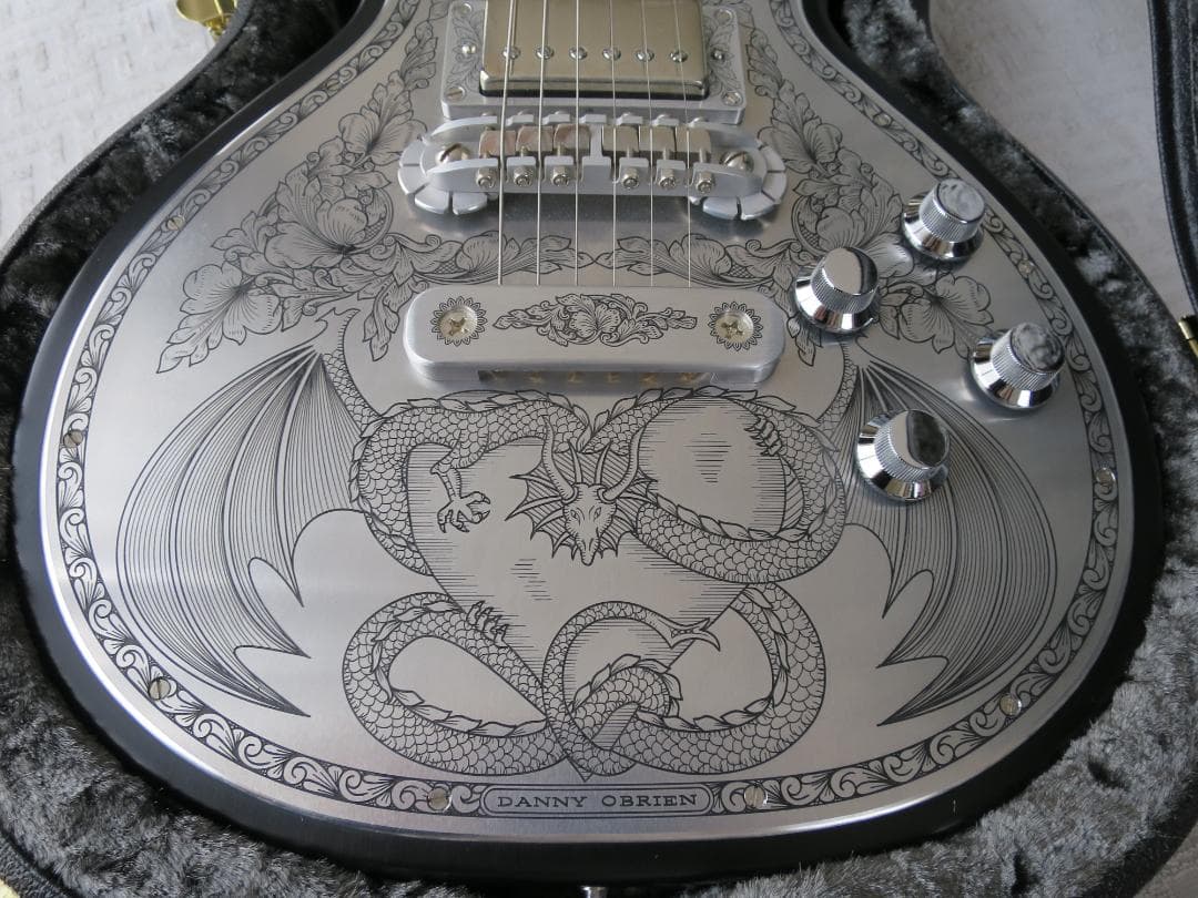 Zemaitis CS24MF DRAGON & HEART（Black）