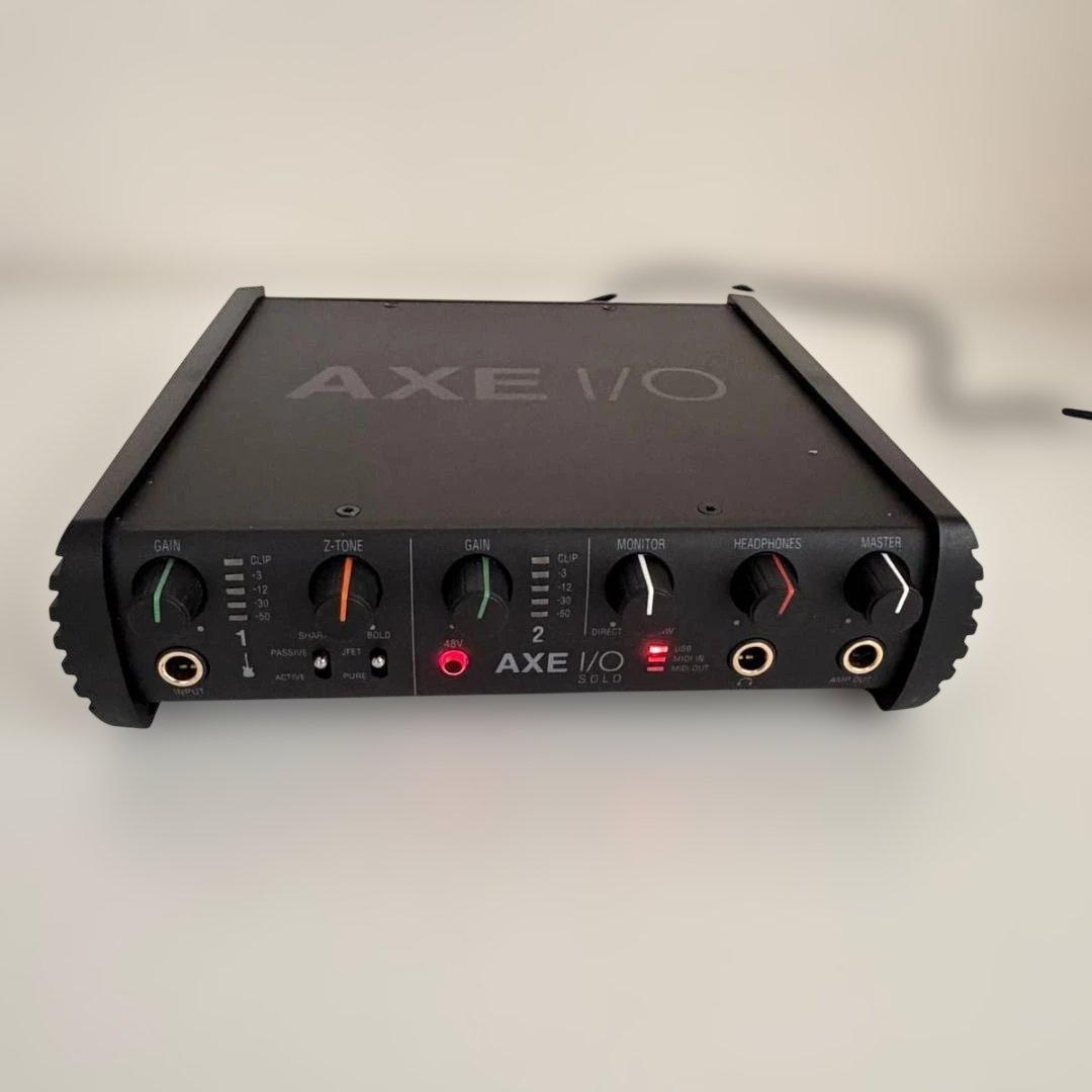 動作未確認 IK Multimedia AXE I/O Solo