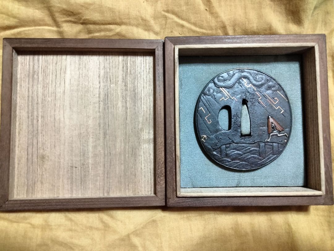 名品　鉄地大鍔　鐔(珍久　雷雨傘小僧の図)江戸時代　佐藤珍久　安親師　桑縁箱付き