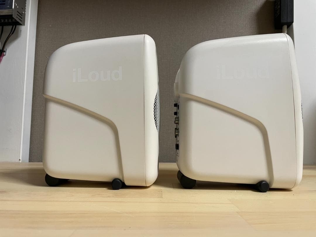 Ik multimedia iLoud micro monitor ホワイト