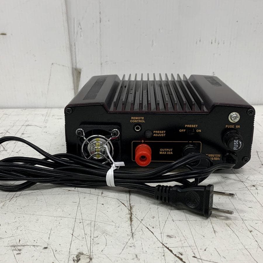 ALINCO 直流安定化電源 スイッチング式 32A DM-330MV
